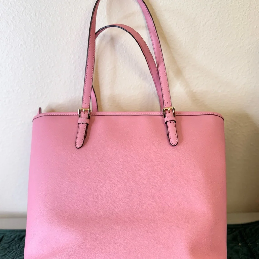 BARELY USED…… MICHAEL KORS JET SET PINK MEDIUM TOTE w/MATCHINGVWALLET - Picture 5 of 12